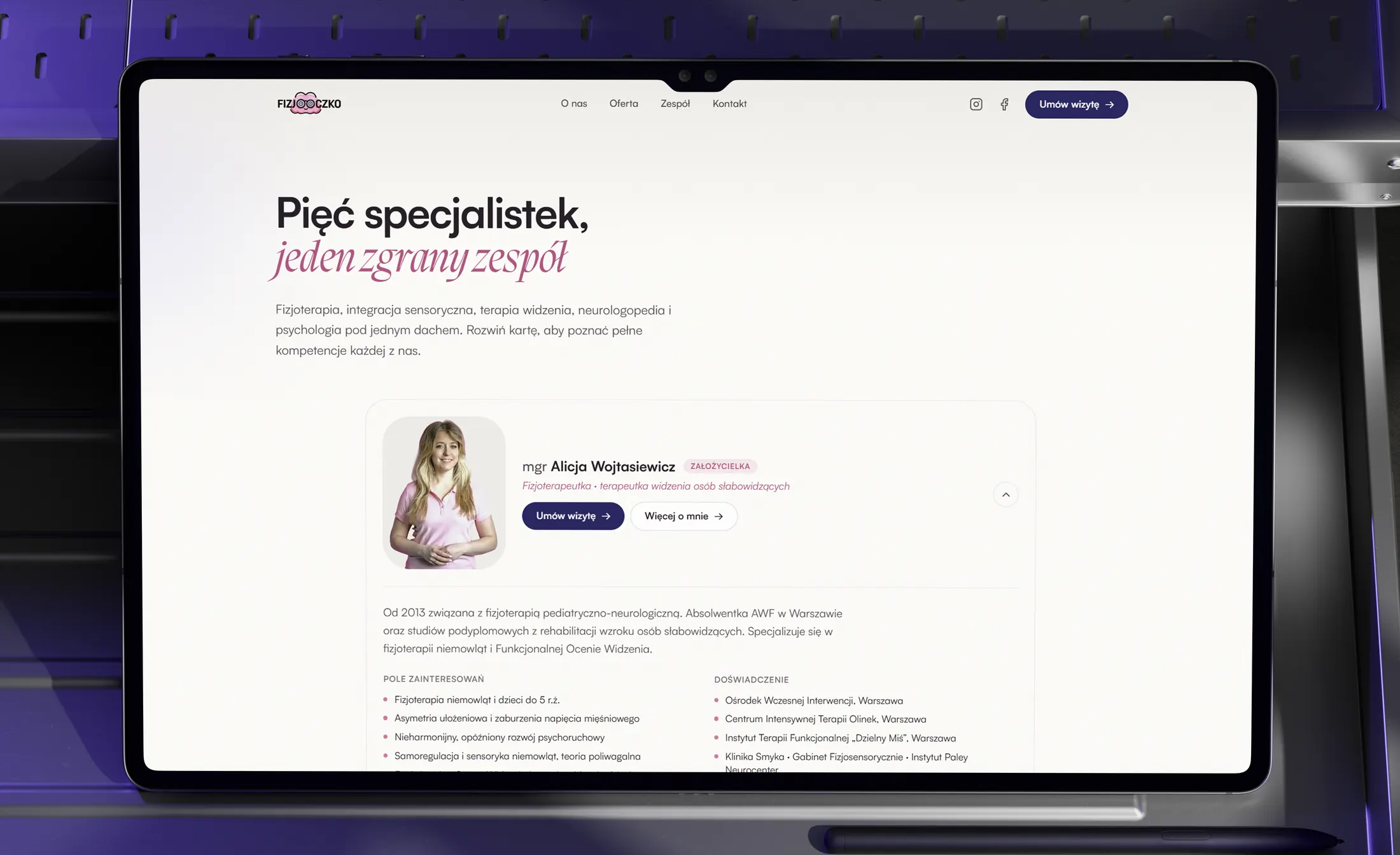 fizjooczko.pl website mockup - tablet view of services page